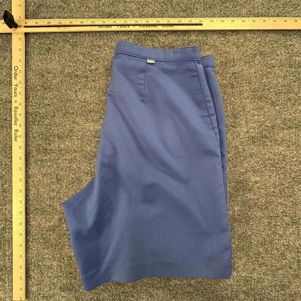 Vintage 90s Levi Strauss & Co Womens 34 Blue Polyester Chino Shorts #390